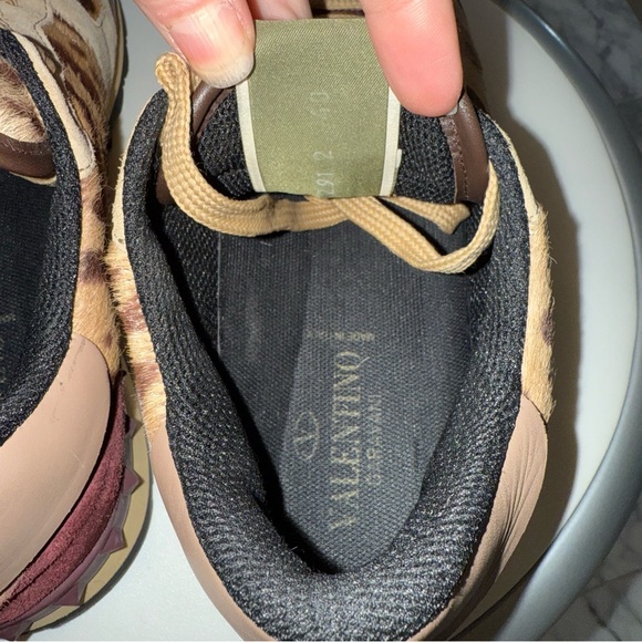 Valentino Calf Hair Suede Leopard Print Womens Rockrunner Sneakers - Picture 11 of 12